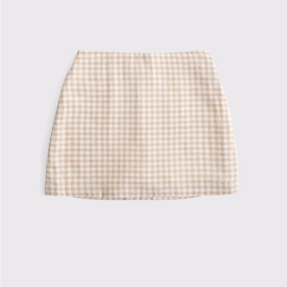 The A&F Scarlett Linen-Blend Mini Skort